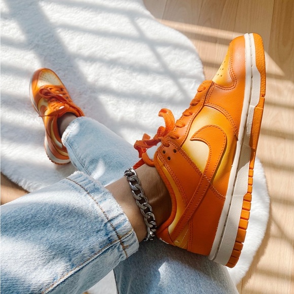 Nike dunk low sneakers - Picture 1 of 2